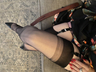 Fully fashioned nylons 